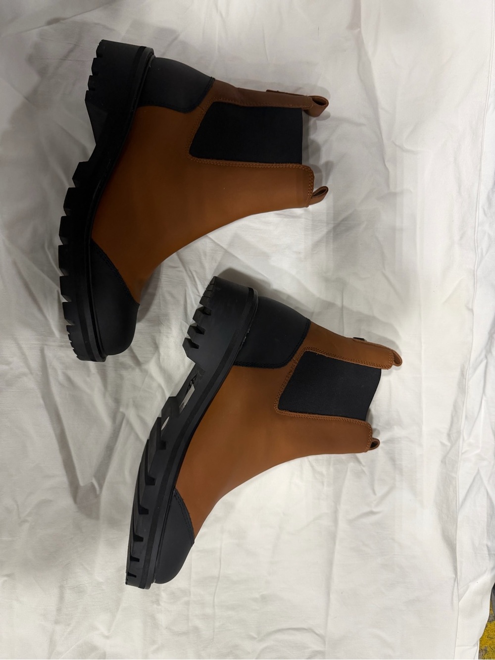 ANTONIO MELANI Tan and Black Chelsea Lug Sole Ankle Boots
